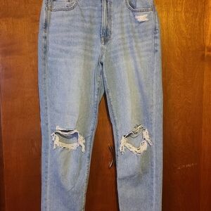 American Eagle mom jeans